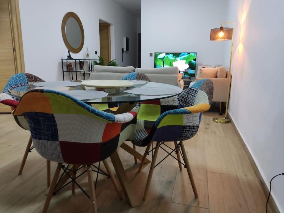 Superbe Appartement Avec Parking Gratuit Et Garde Дакар Екстериор снимка